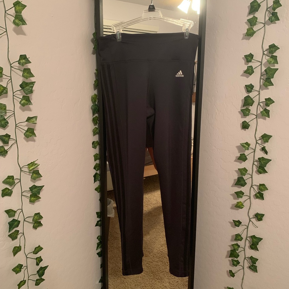 ADIDAS black leggings !